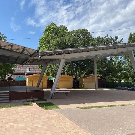 Fuzfofuerdoi Szallashely Balatonfuzfo Exterior photo